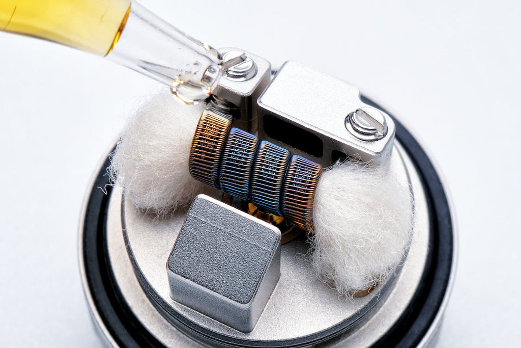 Tips on How to Clean and Maintain Vape Devices For Optimal Performance and Longevity